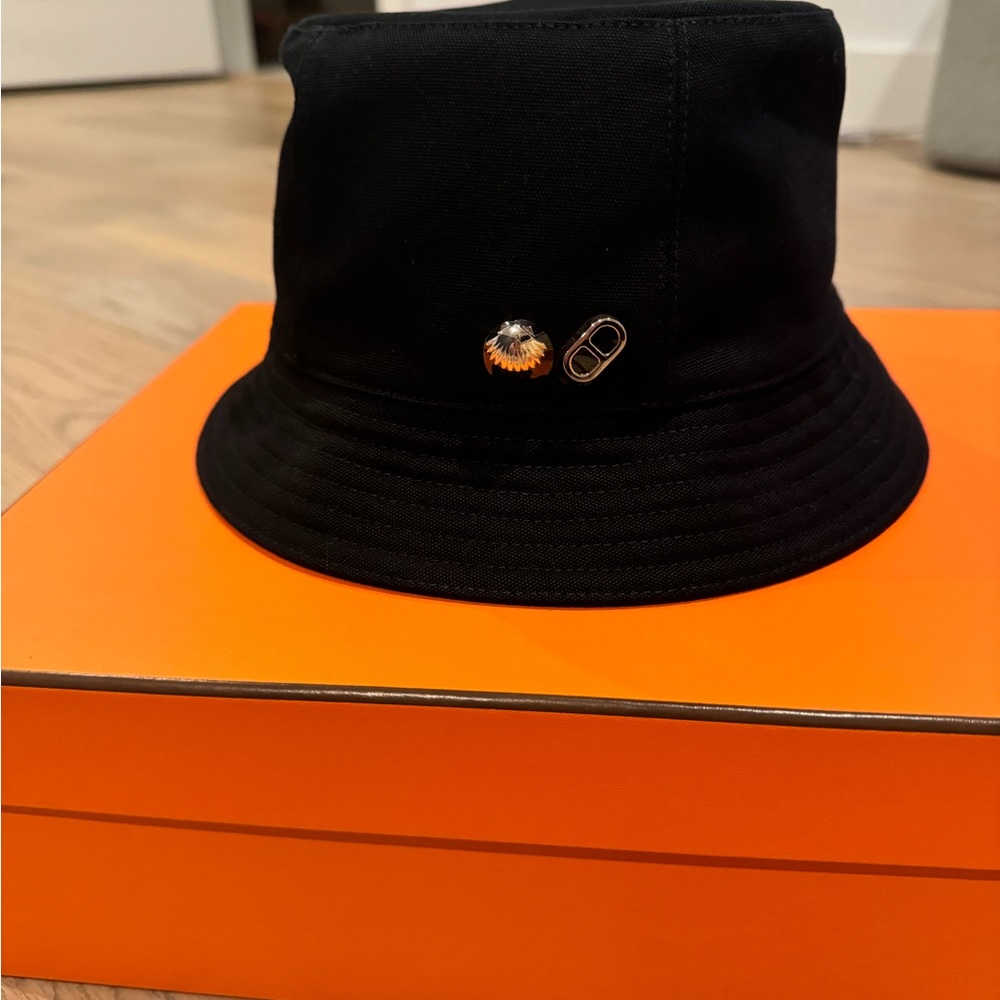 Hat - Picture 4 of 4